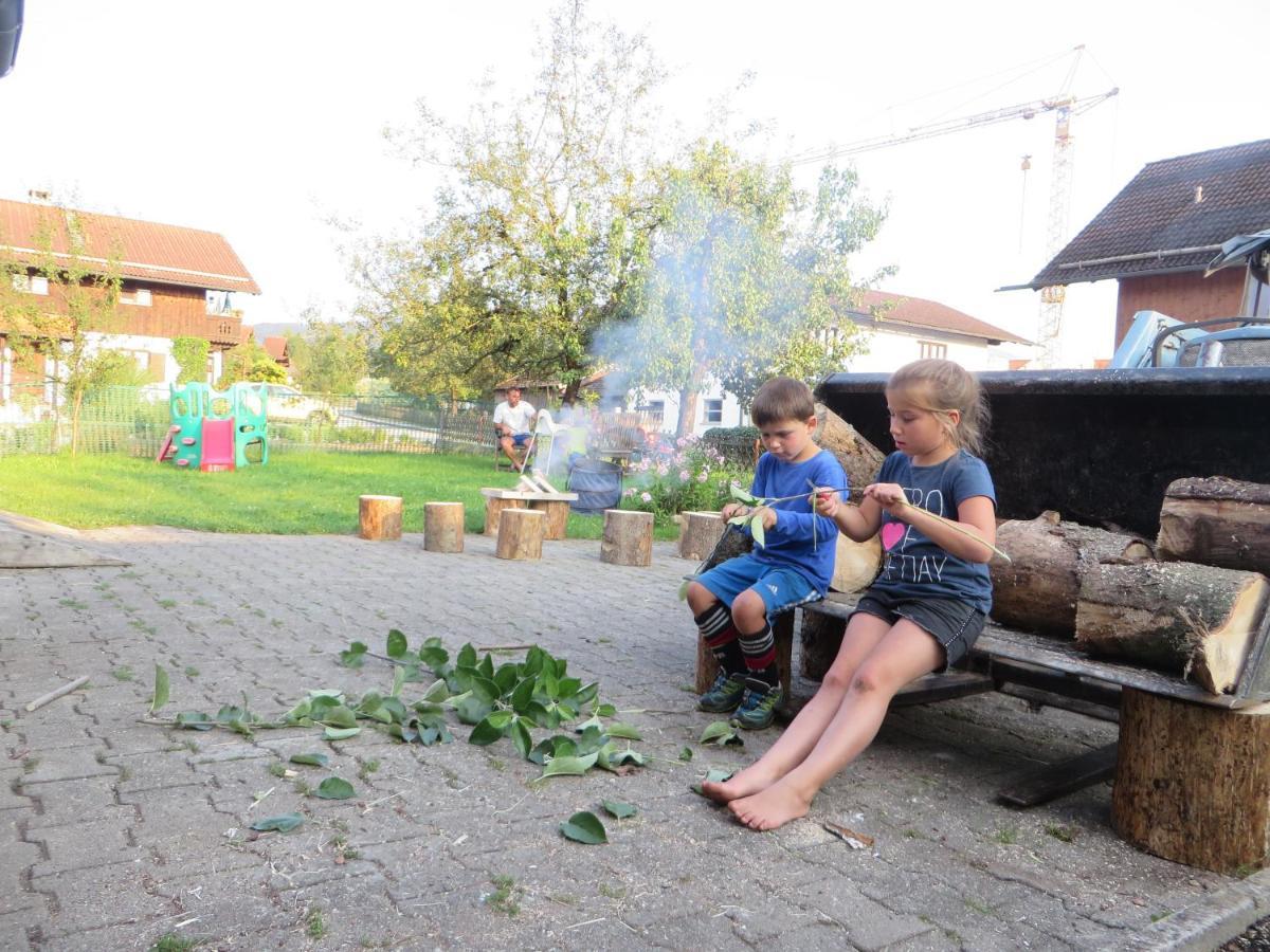 Landhaus Familie Doll Ferienwohnung Emerde Bichl Екстер'єр фото